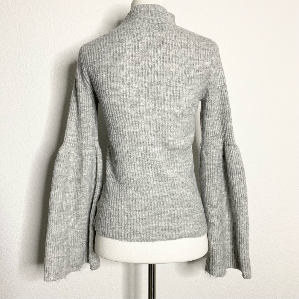RACHEL ROY Gray Flared Sleeve Sweater - Picture 2 of 6